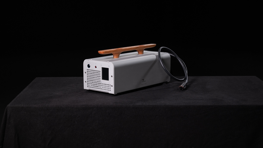 STARK VARG 7 kW 原廠快速充電器